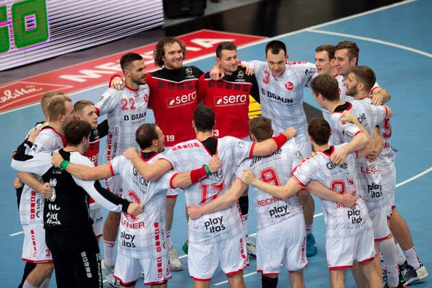 Minden, Germany 14 11 2019 1 Handball Bundesliga 2019 2020 GWD Minden vs MT Melsungen Jubeltraube Melsungen Minden North Rhine-Westphalia Germany Kampa Halle