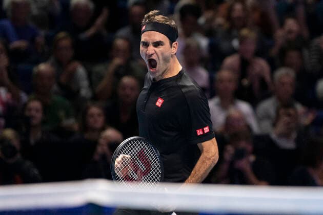 Sport Bilder des Tages ATP, Tennis Herren Finals 2019 LONDRES, LO - 14.11.2019: ATP FINALS 2019 - Roger Federer then celebrates winning his game in 2-0 matches against Novak Djokovic at the ATP Finals at Arena 02 in London, England. He now qualified for kills kills over the weekend. (Photo: Richard Callis Fotoarena) x1831280x  RichardxCallis