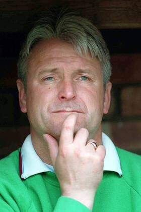 Fußball, Trainerhistorie FC Burnley von 1896 bis heute Jim Mullen Burnley FC Manager 27 April 1994  Copyright: MaryxEvansxAllstarxDavidxGadd 12101214 editorial use only