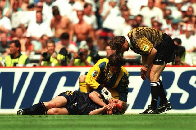 David Seaman & Gordon Durie Scotland V England 15 June 1996  Copyright: MaryxEvansxAllstarxRichardxSellers 12112237 editorial use only