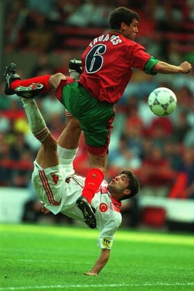 Vedat Inceefe & Jose Tavares Portugal V Turkey 14 June 1996  Copyright: MaryxEvansxAllstarxStewartxKendall 12112284 editorial use only