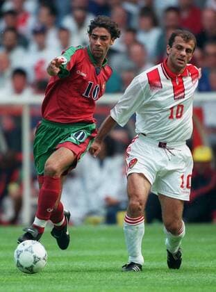 Donato Da Silva & Oguv Cetin Portugal V Turkey 14 June 1996  Copyright: MaryxEvansxAllstarxPaulxMcfegan 12113066 editorial use only