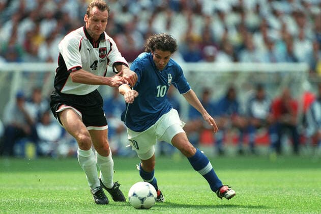 Alessandro Del Piero & Pfeffer Italy V Austria 17 June 1998  Copyright: MaryxEvansxAllstarxRichardxSellers 12127429 editorial use only