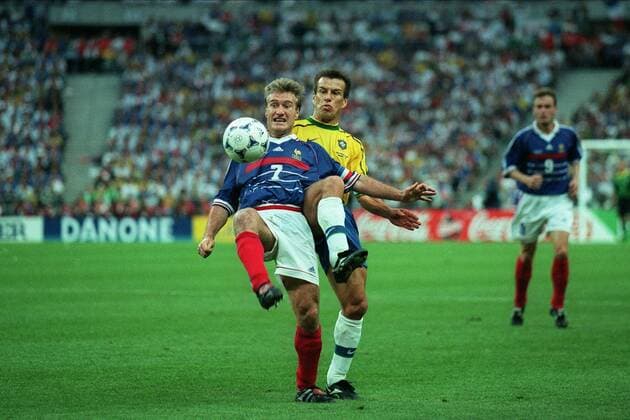 Didier Deschamps & Dunga Brazil V France 12 July 1998  Copyright: MaryxEvansxAllstarxRichardxSellers 12129389 editorial use only