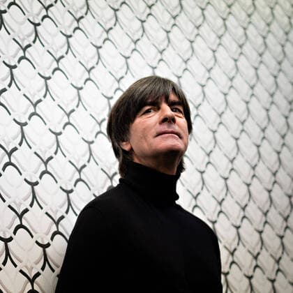 Bilder des Jahres 2019, Sport 11 November Sport Themen der Woche KW46 Sport Bilder des Tages Düsseldorf, 15.11.2019 Trainer Joachim Löw (Deutschland) Deutschland - PK *** Düsseldorf, 15 11 2019 Coach Joachim Löw Germany Germany PK