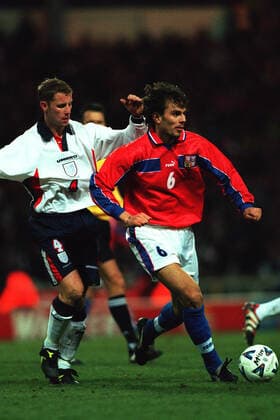 Nicky Butt & Patrik Berger England V Czech Republic 18 November 1998  Copyright: MaryxEvansxAllstarxRichardxSellers 12134947 editorial use only