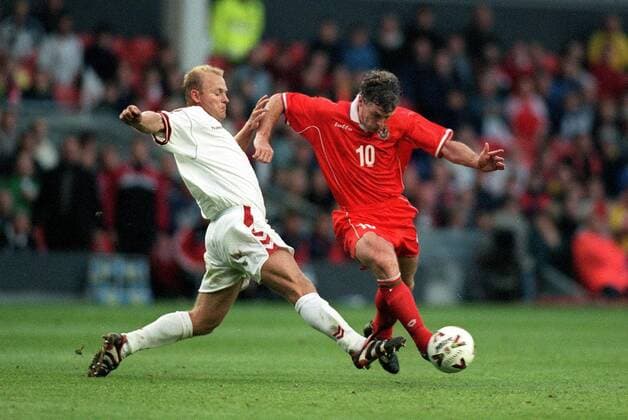 Mark Hughes & Bjarne Goldbaek Wales V Denmark 09 June 1999  Copyright: MaryxEvansxAllstarxRichardxSellers 12139206 editorial use only