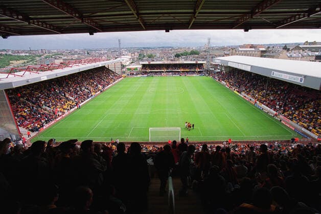 Valley Parade Bradford City FC 14 August 1999  Copyright: MaryxEvansxAllstarxStewartxKendall 12140546 editorial use only