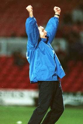 Joey Jones Celebrates Wrexham V Middlesbrough 13 December 1999  Copyright: MaryxEvansxAllstarxMichaelxMayhew 12144164 editorial use only