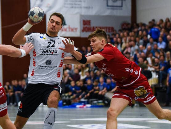 15 11 2019, xpsx, Handball 3 League, HSG Hanau HSG Rodgau Nieder Roden v l Yaron Pillmann Hanau , Johannes von der Au Nieder Roden Hanau Hessen Germany DEU