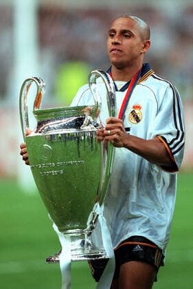 Roberto Carlos With Cup Real Madrid V Valencia 24 May 2000  Copyright: AllstarxPicturexLibrary 12176383 editorial use only