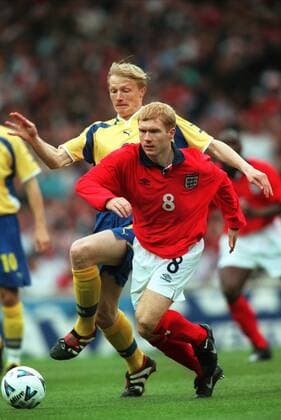 Paul Scholes & Andrei Husin England V Ukraine 31 May 2000  Copyright: AllstarxPicturexLibrary 12176611 editorial use only