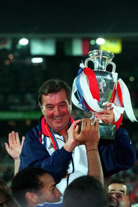 Roger Lemerre & Trophy France V Italy France V Italy Euro 2000 Final Rotterdam, Holland 04 July 2000  Copyright: AllstarxPicturexLibrary 12178223 editorial use only