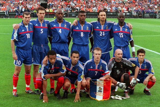 Fußball, EM Finale 2000 in Rotterdam, Frankreich - Italien 2-1 n.V. France team group, Mannschaftsbild, Totale France France V Italy Euro 2000 Final  Copyright: AllstarxPicturexLibrary 12178235 editorial use only