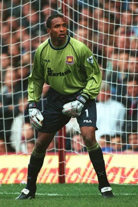 Shaka Hislop West Ham United FC West Ham V Newcastle Upton Park, West Ham, London, England 21 October 2000  Copyright: AllstarxPicturexLibrary 12182654 editorial use only
