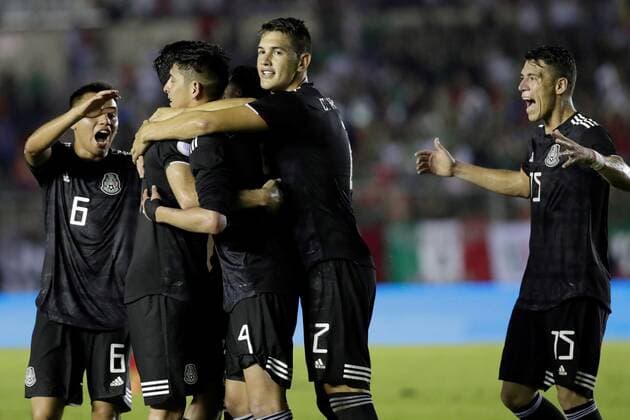 Mexico s players celebrate after scoring a goal against Panama during a Concacaf Nations League soccer match at the Rommel Fernandez Stadium, in Panama City, Panama, 15 November 2019. Panama - Mexico !ACHTUNG: NUR REDAKTIONELLE NUTZUNG! Copyright: xBienvenidoxVelascox AME5561 20191116-637094805273051431