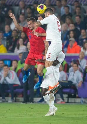 ORLANDO, FL - NOVEMBER 15: the United States forward Jordan Morris (11) and Canada defender Steven Vitoria (5) head the ball during the CONCACAF Nations League soccer match between the Canada and United States on November 15, 2019 at Explorer Stadium in Orlando, FL. (Photo by Andrew Bershaw Icon Sportswire) SOCCER: NOV 15 CONCACAF Nations League - USA v Canada Icon1911150156