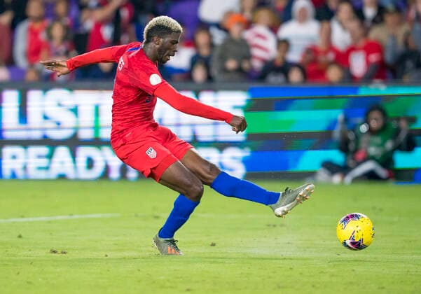 ORLANDO, FL - NOVEMBER 15: the United States forward Gyasi Zardes (9) shoots the ball on goal during the CONCACAF Nations League soccer match between the Canada and United States on November 15, 2019 at Explorer Stadium in Orlando, FL. (Photo by Andrew Bershaw Icon Sportswire) SOCCER: NOV 15 CONCACAF Nations League - USA v Canada Icon1911150602