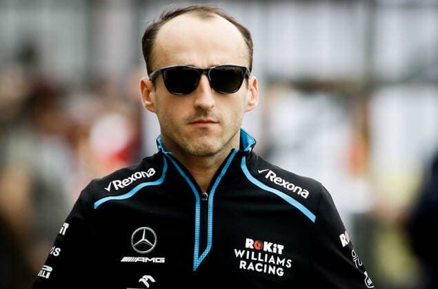 Treino classificatório GP Brasil F1 2019 SÃO PAULO, SP - 16.11.2019: TREINO CLASSIFICATÓRIO GP BRASIL F1 2019 - It will happen on Saturday (16), the qualifying training for GP Brazil Formula 1 2019, at the Interlagos racetrack, south of São Paulo. . In the photo, Williams Mercedes driver Robert Kubica arrives at the racetrack. (Photo: Aloisio Mauricio Fotoarena) x1832063x  AloisioxMauricio