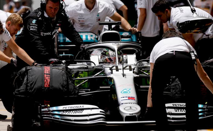 Motorsports: FIA Formula One World Championship, WM, Weltmeisterschaft 2019, Grand Prix of Brazil, 44 Lewis Hamilton (GBR, Mercedes AMG Petronas Motorsport) Sao Paulo Brazil