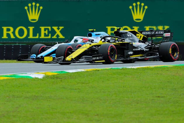 16th November 2019; Autodromo Jose Carlos Pace, Sao Paulo, Brazil; Formula One Brazil Grand Prix, Qualifying Day; Nico Hulkenberg (GER) Renault F1 Team RS19 and Robert Kubica (POL) Williams Racing FW42 - Editorial Use  ActionPlus12188670 HeulerxAndrey