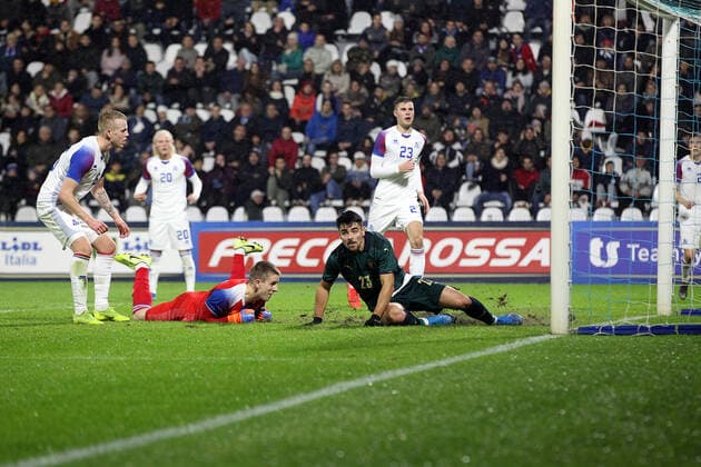 Photo Paola Garbuio LaPresse November 16, 2019 Ferrara, Italy soccer Italia vs Islanda,European Qualification Under 21 - 2021 - Stadio paolo Mazza In the pic:riccardo sottil s goal 1-0  Copyright: xPaolaxGarbuio LaPressex