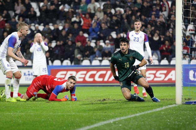 Photo Paola Garbuio LaPresse November 16, 2019 Ferrara, Italy soccer Italia vs Islanda,European Qualification Under 21 - 2021 - Stadio paolo Mazza In the pic:riccardo sottil s celebration goal 1-0  Copyright: xPaolaxGarbuio LaPressex