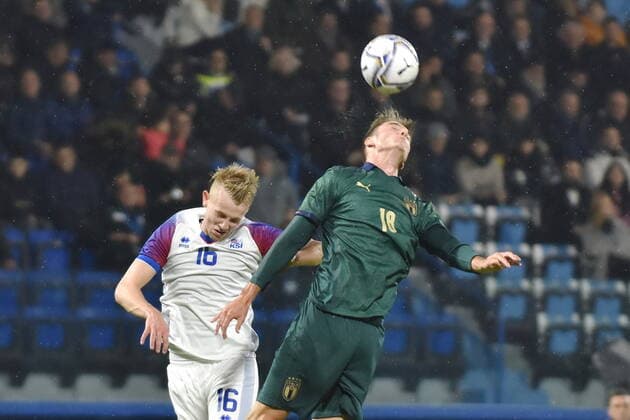 November 16, 2019, Ferrara, Italy: maggiore Italy and gunnarsson isalndaduring European 2021 Qualifiers - Group 1 - Italy Vs Island, Italian Football Team in Ferrara, Italy, November 16 2019 - LPS Italian Football Team European 2021 Qualifiers - Group 1 - Italy Vs Island  - ZUMAl164 20191116_zsa_l164_039 Copyright: xAlessioxTarpinix