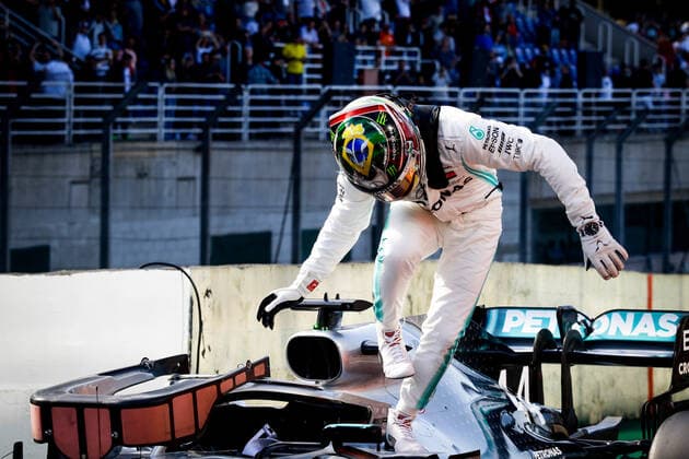 Treino classificatório GP Brasil F1 2019 SÃO PAULO, SP - 16.11.2019: TREINO CLASSIFICATÓRIO GP BRASIL F1 2019 - It will happen on Saturday (16), the qualifying training for GP Brazil Formula 1 2019, at the Interlagos racetrack, south of São Paulo. The race will take place tomorrow Sunday (17), with Mercedes driver Lewis Hamilton already champion for the sixth time. In the photo, the already champion Mercedes Hamilton Lewis, who will start in the third position of the starting grid, on Sunday (17). (Photo: Aloisio Mauricio Fotoarena) x1832360x  AloisioxMauricio