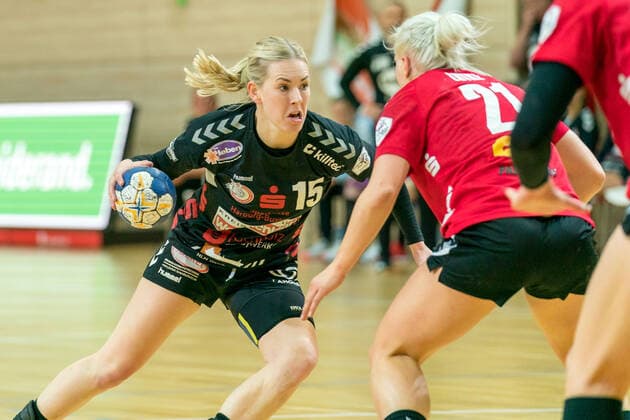 16 11 2019, Handball Women 2 Bundesliga, SV Union Halle Neustadt HL Buchholz 08 Rosengarten, v l Kim berndt Buchholz, 15 , Sophie Lütke Halle, 21 Halle Erdgas Sportarena Sachsen Anhalt Germany