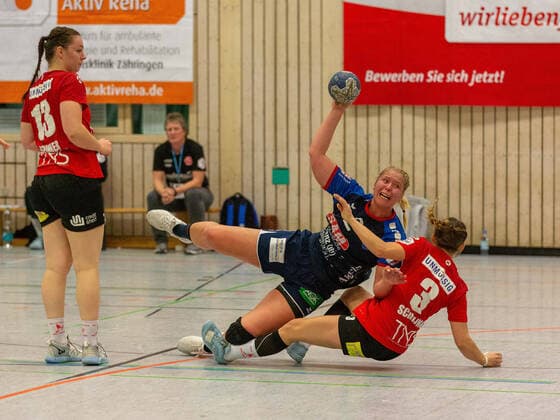 Stefanie Schoenberg SG H2Ku Herrenberg 02 and Kathrin Schilling HSG Freiburg 03 HSG Freiburg SG H2Ku Herrenberg, Women, Handball, 2 Bundesliga, 9 Matchday, Season 2019 2020, 16 11 2019, GER, HSG Freiburg SG H2Ku Herrenberg, Women, Handball, 2 Bundesliga, 9 Matchday, Season 2019 2020, 16 11 2019, Freiburg Breisgau Copyright: xEibner-Pressefoto DimitrixDrofitx EP_ddh