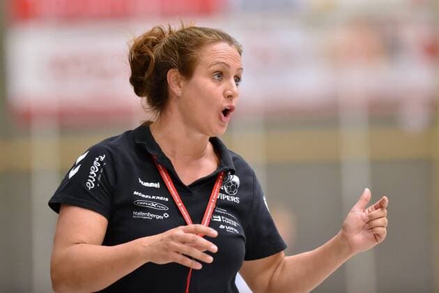 Tessa Bremmer Trainer HSG Bad Wildungen Vipers,GER, HSG Bad Wildungen Vipers Frisch Auf Goeppingen, Handball, 1 Bundesliga Women, 16 11 2019, GER, HSG Bad Wildungen Vipers Frisch Auf Goeppingen, Handball, 1 Liga Women, 16 11 2019 Bad Wildungen Copyright: xRolandxSippelx xEibner-pressefotox