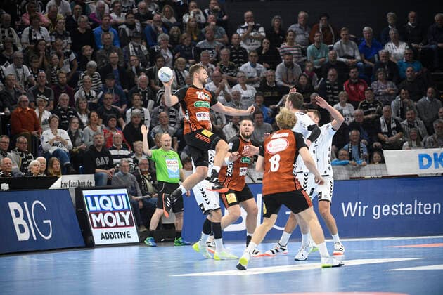 Fabian Böhm TSV Hannover Burgdorf , Handball Bundesliga, Liqui Moly HBL, Men, 13 Matchday, TSV Hannover Burgdorf , 17 11 19 Kiel Sparkassen Arena Schleswig Holstein Germany