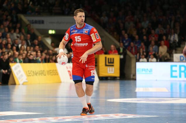 17 11 2019, Germany, Göppingen, Handball Bundesliga Season 2019 2020 FRESH TO Göppingen vs. HBW Balingen Weilstetten Martin Strobel HBW