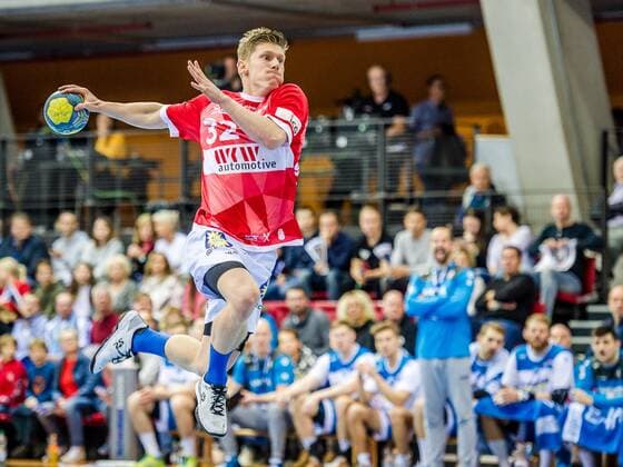 Jeffrey Boomhouwer Bergischer HC 32 at the match in the Handball Bundesliga, TVB 1898 Stuttgart Bergischer HC Stuttgart 17 11 19 Handball 13 Matchday , Stuttgart Baden Wuerttemberg Germany