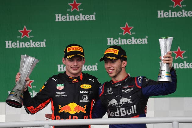 Photo4 LaPresse 17 11 2019 Sao Paulo, Brazil Grand Prix Formula One Brazil 2019 In the pic: Max Verstappen (NED) Red Bull Racing RB15 and Pierre Gasly (FRA) Scuderia Toro Rosso STR14  Copyright: xPhoto4 LaPressex