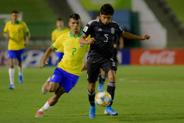 Sub 17 Mexico e Brasil BRASÍLIA, DF - 17.11.2019: SUB 17 MEXICO E BRASIL - Veron and Rafael Martinez during U17, U 17 Mexico and Brazil. FIFA U17 World Cup Final Match. Bezerrão Stadium. Brasilia DF. (Photo: Reinaldo Reginato Fotoarena) x1833683x  ReinaldoxReginato