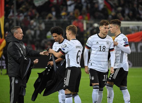 16 11 2019, Football, EM Qualification, 2018 2019, 9 Matchday, Germany Belarus 4 0, v l , Thomas Mai DFB Service , Serge Gnabry Germany , Joshua Kimmich Germany , Leon Goretzka Germany , Robin Koch Germany Team2