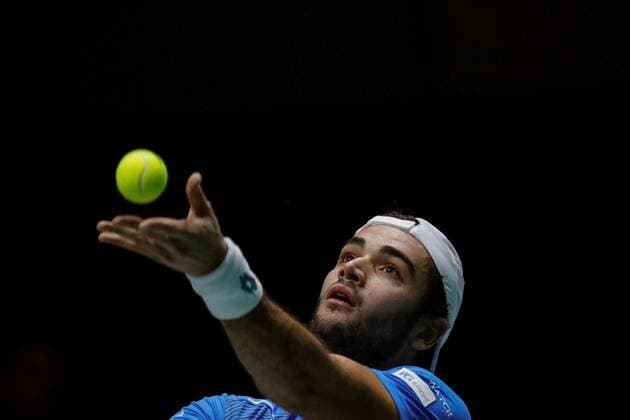 Matteo Berrettini of Italy against Denis Shapovalov of Canada during their match of the David Cup finales between Italy and Canada at the Caja Magica facilities in Madrid, Spain, 18 November 2019. The 2019 Davis Cup finals will take place from 18 to 24 November 2019 in Madrid. Italy vs. Canada !ACHTUNG: NUR REDAKTIONELLE NUTZUNG!  Copyright: xEmilioxNaranjox GRAF1257 20191118-637097058741497071