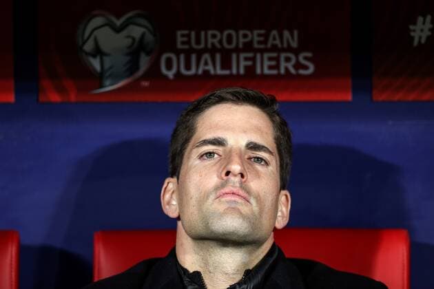 Spain s head coach Robert Moreno reacts prior to a UEFA EURO, EM, Europameisterschaft,Fussball 2020 qualifying group F soccer match between Spain and Romania at the Wanda Metropolitano stadium in Madrid, Spain, 18 November 2019. Spain vs Romania !ACHTUNG: NUR REDAKTIONELLE NUTZUNG!  Copyright: xRodrigoxJiménezx GRAF1329 20191118-637097081014315005
