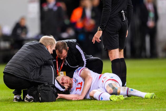 Bilder des Jahres 2019, Sport 11 November Sport Bilder des Tages 191118 Klaemint Olsen of Faroe Islands in pain during the UEFA EURO, EM, Europameisterschaft,Fussball Qualifier, EM, Europameisterschaft football match between Sweden and Faroe Islands on November 18, 2019 in Stockholm. Photo: Maxim Thore BILDBYRAN BBENG football soccer fotboll fotball UEFA Euro Qualifier landskamp EM- kval em-kvalifisering em-kvalik Sverige Sverige A Sweden Färöarna Faroe Islands skada *** 191118 Klaemint Olsen of Faroe Islands in pain during the UEFA Euro Qualifier football match between Sweden and Faroe Islands on November 18, 2019 in Stockholm Photo Maxim Thore BILDBYRAN BBENG football soccer soccer soccer soccer UEFA Euro Qualifier international qualification qualifying for qualifying Sweden Sweden A Sweden Faroe Islands Faroe Islands damage,  Copyright: MAXIMxTHORE BB191118BB535
