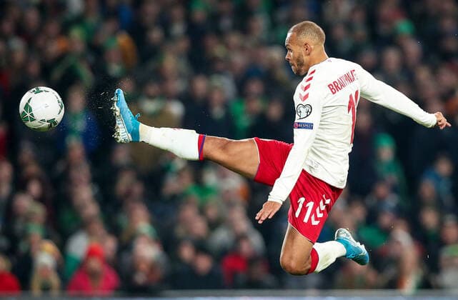 Bilder des Jahres 2019, Sport 11 November Sport Bilder des Tages UEFA EURO, EM, Europameisterschaft,Fussball 2020 Qualifying Round Group D, Aviva Stadium, Dublin 18 11 2019 Republic of Ireland vs Denmark Martin Braithwaite of Denmark scores his sides first goal Martin Braithwaite scores his sides first goal 18 11 2019  Copyright: x©INPHO TommyxDicksonx 20191118TD5745aa