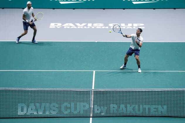 Italy s tennisplayers Fabio Fognini (R) and Matteto Berrettini (L) in action against Denis Shapovalov and Vasek Podpisil of Canada during a men doubles match of the Davis Cup finals played at the Caja Magica facilities in Madrid, Spain, 18 November 2019. The 2019 Davis Cup finals will take place from 18 to 24 November 2019 in Madrid. ITALY VS. CANADA !ACHTUNG: NUR REDAKTIONELLE NUTZUNG!  Copyright: xEMILIOxNARANJOx GRAF1487 20191119-637097200934620339