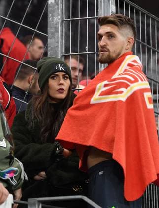 Soccer, Men, Season 2019 2020, 1 Bundesliga 11 Matchday , 1 FSV Mainz 05 1 FC Union Berlin 2 3 , Robert Andrich 1 FC Union with girlfriend Alicia after the final whistle in Fanbllock, 09 11 2019, Copyright: xMatthiasxKochx