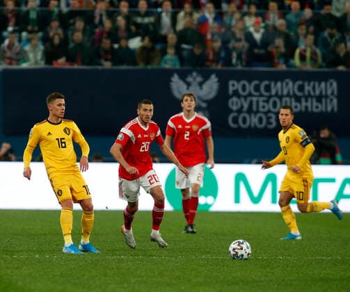RUSSIAN FEDERATION. St. Peterburg. 16 november 2019. Stadium Gazprom Arena . Qualifying tournament of the European Football Championship 2020. National teams RUSSIA vs national team, Nationalteam BELGIUM.. 16.Thorgan Hazard (Belgium), 20.IONOV Alexey and 2. Fernandes Mario (RUSSIA), 10.Eden Hazard (Belgium) (l-r). 