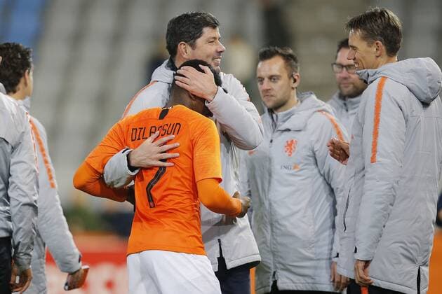 DOETINCHEM, 19-11-2019, Stadium de Vijverberg, season 2019 2020, Dutch Eredivisie, Netherlands U21, U 21 player Javairo Dilrosun and Netherlands U21 trainer coach Erwin van de Looi during the match Jong Oranje - Jong Engeland Netherlands U21 - England U21  x5316841x Copyright: