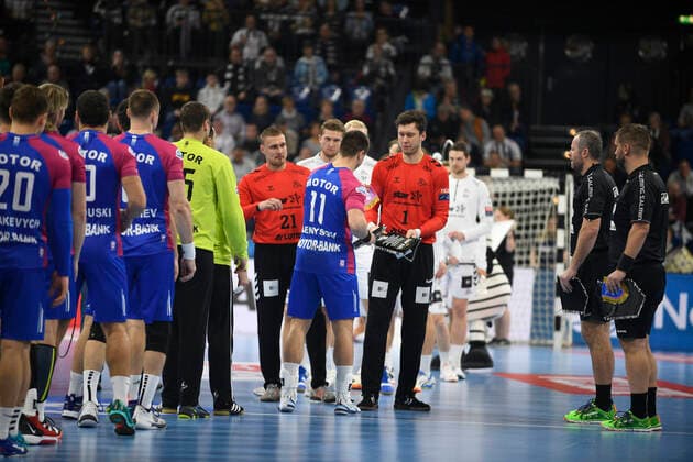 Niklas Landin Jacobsen THW Kiel with Zakhar Denysov HC Motor Saporischja , Handball, Men, THW Kiel vs. HC Motor Saporischja Zaporozhye , Champions League, 9 Matchday, Group Phase, 20 11 19 Kiel Sparkassen Arena Schleswig Holstein Germany