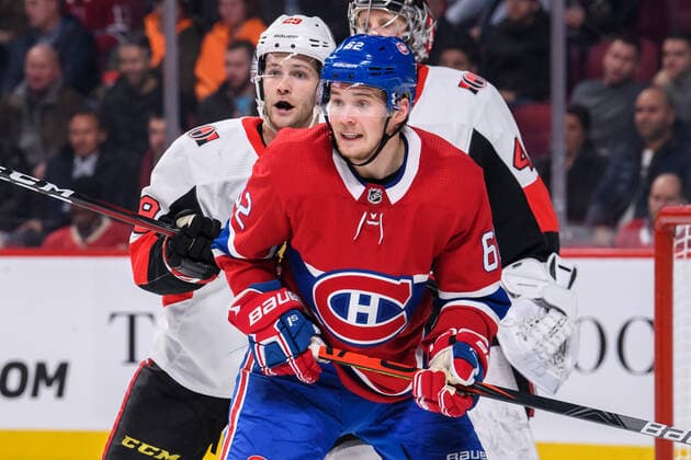 MONTREAL, QC - NOVEMBER 20: Artturi Lehkonen (62) of the Montreal Canadiens in front of Craig Anderson (41) of the Ottawa Senators during the second period of the NHL, Eishockey Herren, USA game between the Ottawa Senators and the Montreal Canadiens on November 20, 2019, at the Bell Centre in Montreal, QC (Photo by Vincent Ethier Icon Sportswire) NHL: NOV 20 Senators at Canadiens Icon1911201626