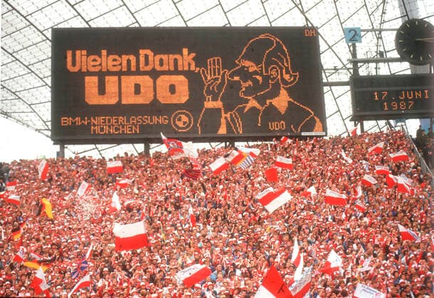 FC Bayern Munich German Champion 1987 scoreboard Many thanks , Udo , Thanks to coach Udo Lattek HM