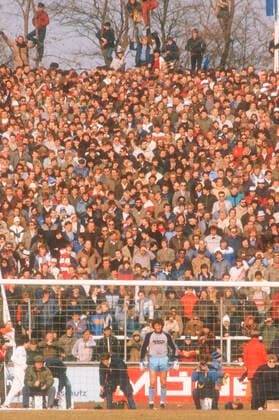 Waldhof Mannheim FC Bayern Munich 0 0 10 03 1984 Goalkeeper Jean Marie Pfaff FCB in front of the audience in the sold-out Südweststadion in Ludwigshafen HM